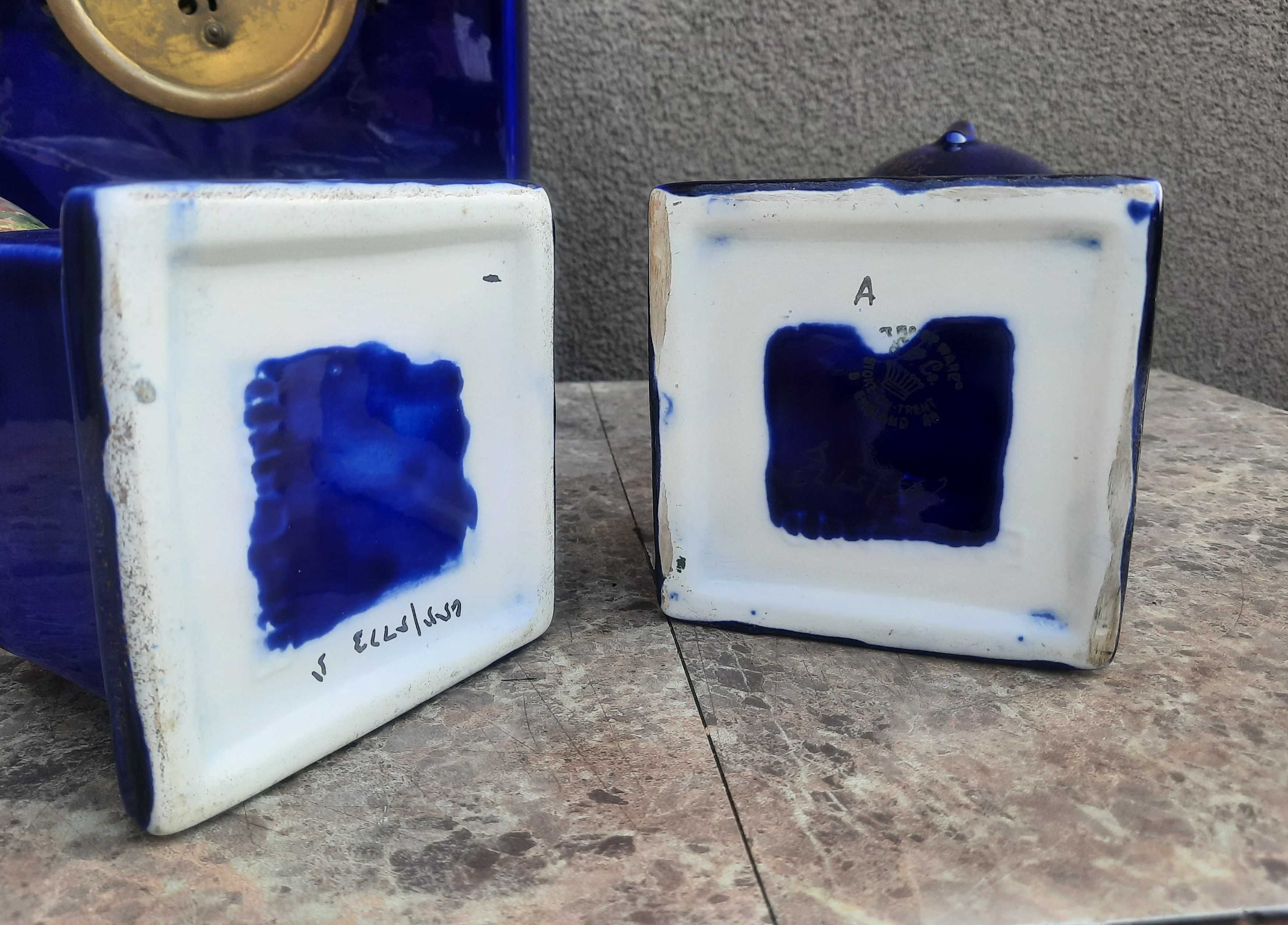 76 Zegar chodzik amfory kobalt porcelana Empire Ware England
