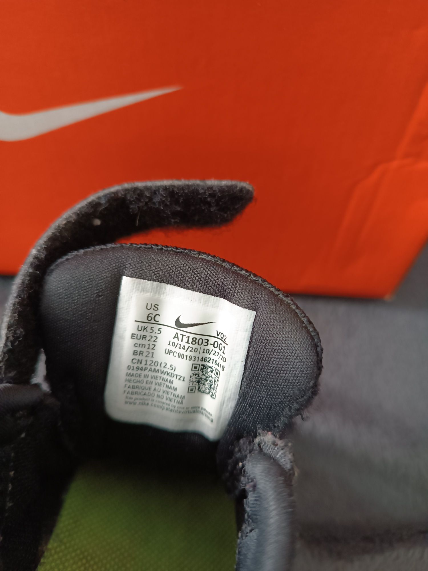 Buty Nike star runner 2 czarno białe 22 wiosna