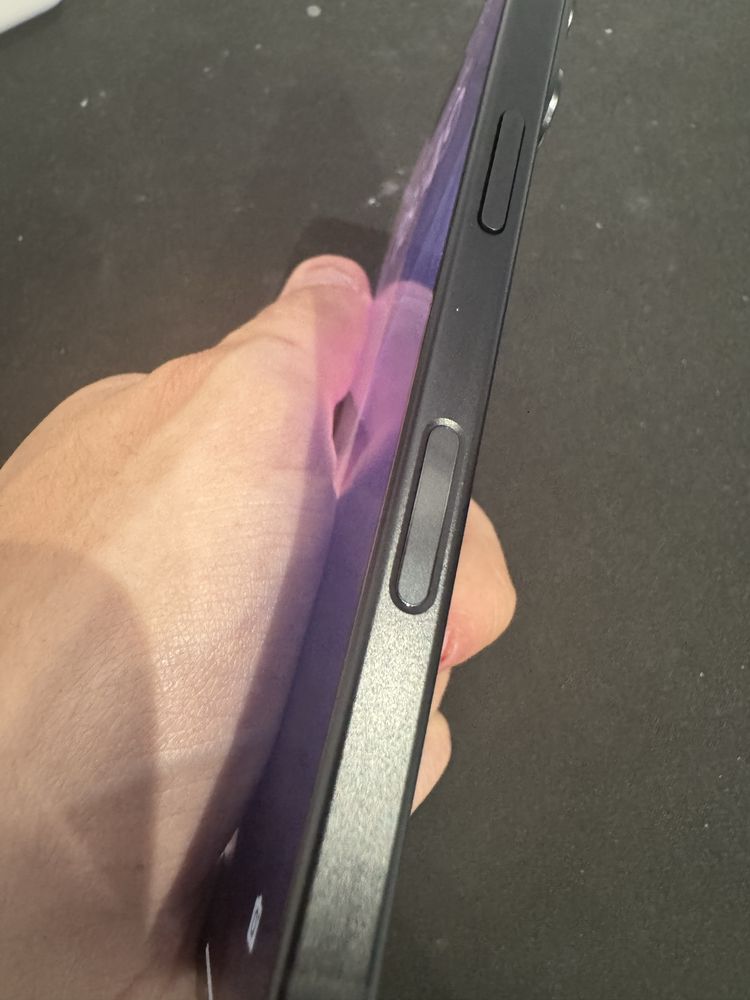 Iphone 16 256GB c/ garabtia ainda