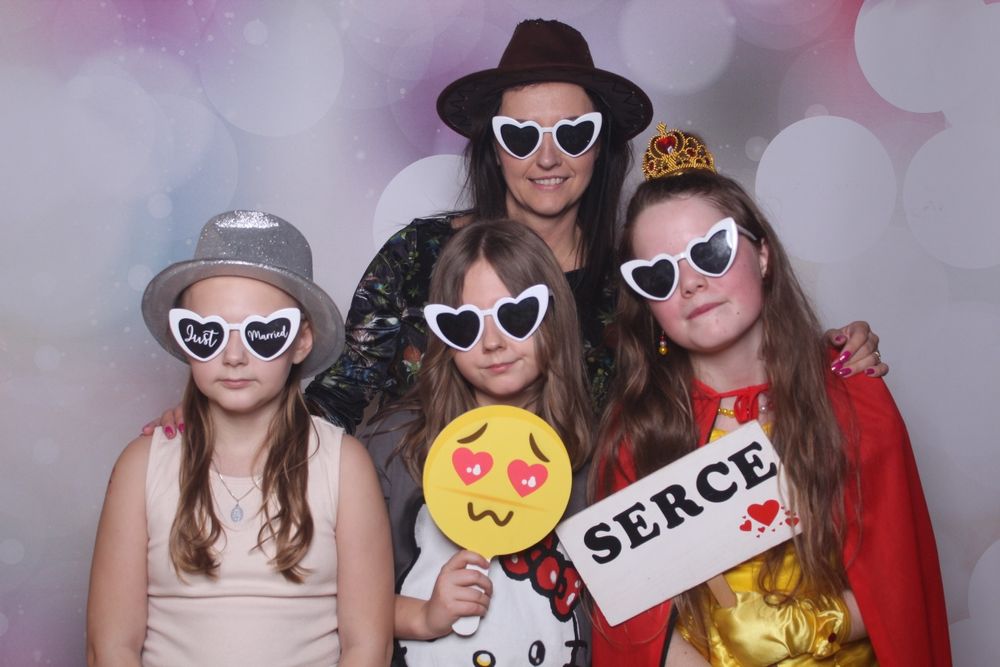 Fotolustro - fotobudka atrakcje na wesele