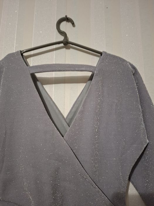 Нарядна сукня розмір  М