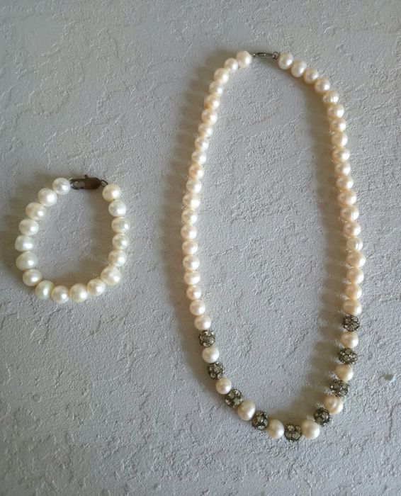 Комплект из жемчуга