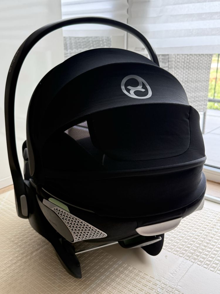 Nosidełko Cybex Cloud T I-Size Black Sepia Plus paź. 2024 i adaptery