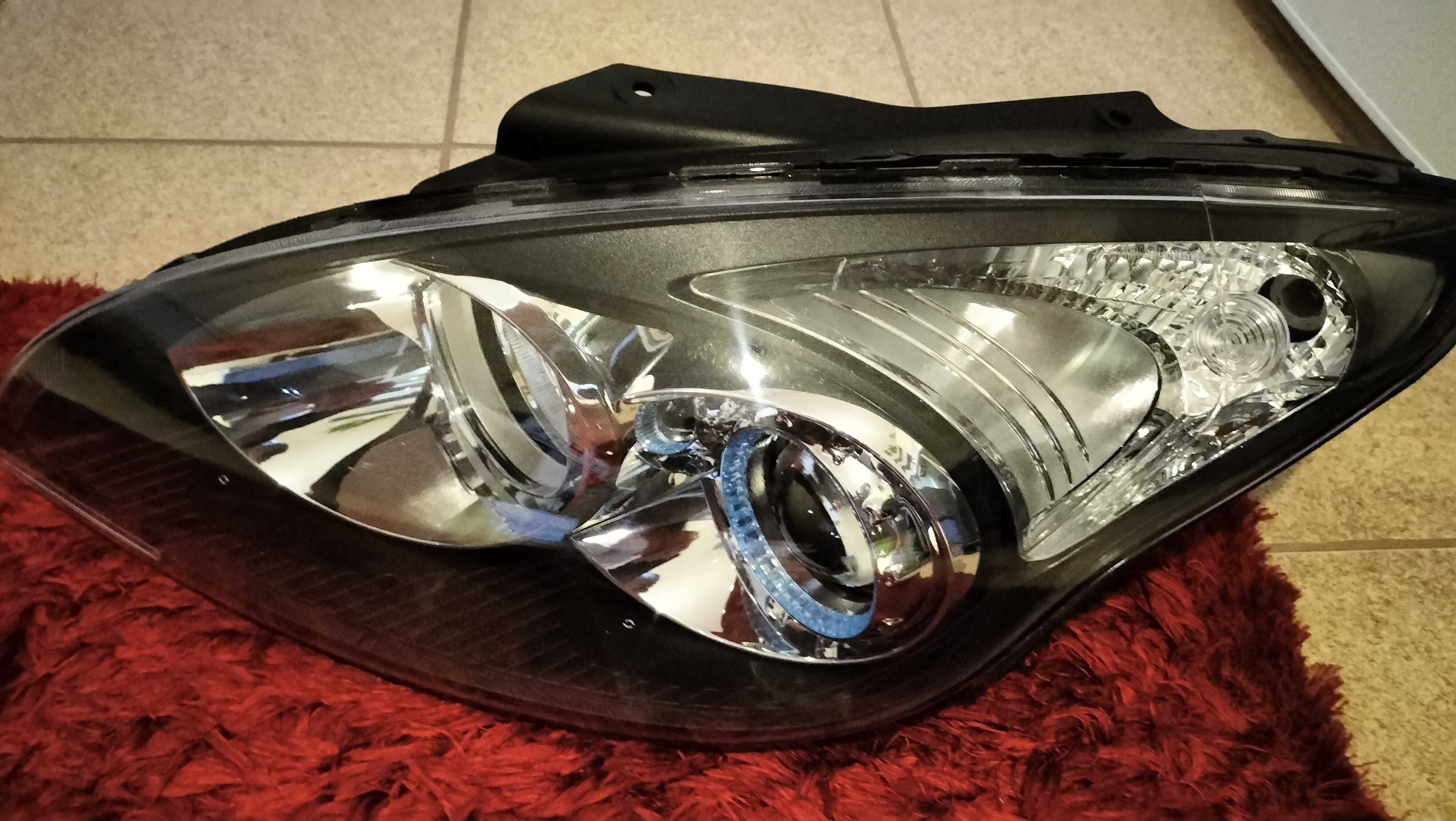 Lampa przednia lewa Hyundai i 30 2010