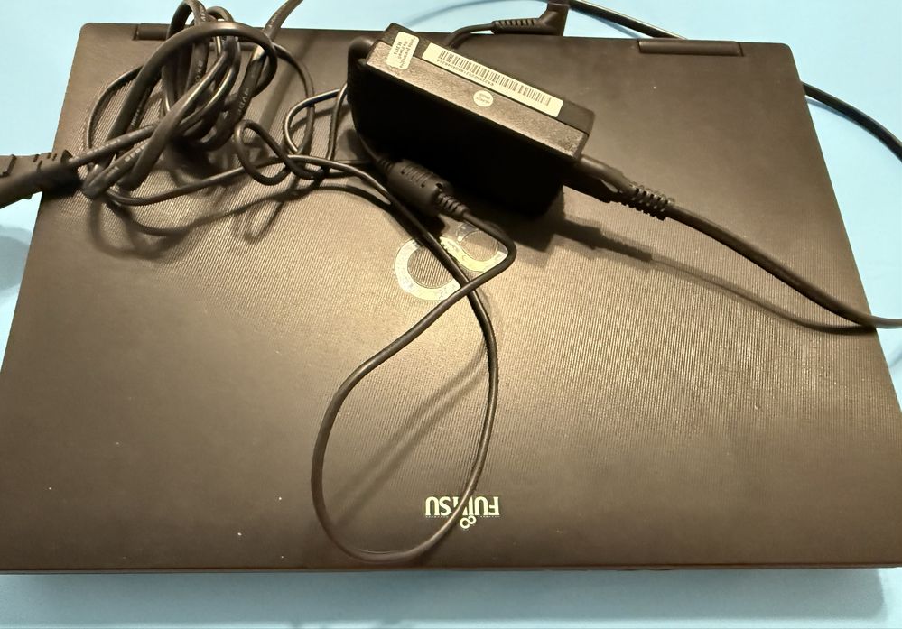 Laptop Fujitsu LifeBook S752 – Sprawny, gotowy do pracy