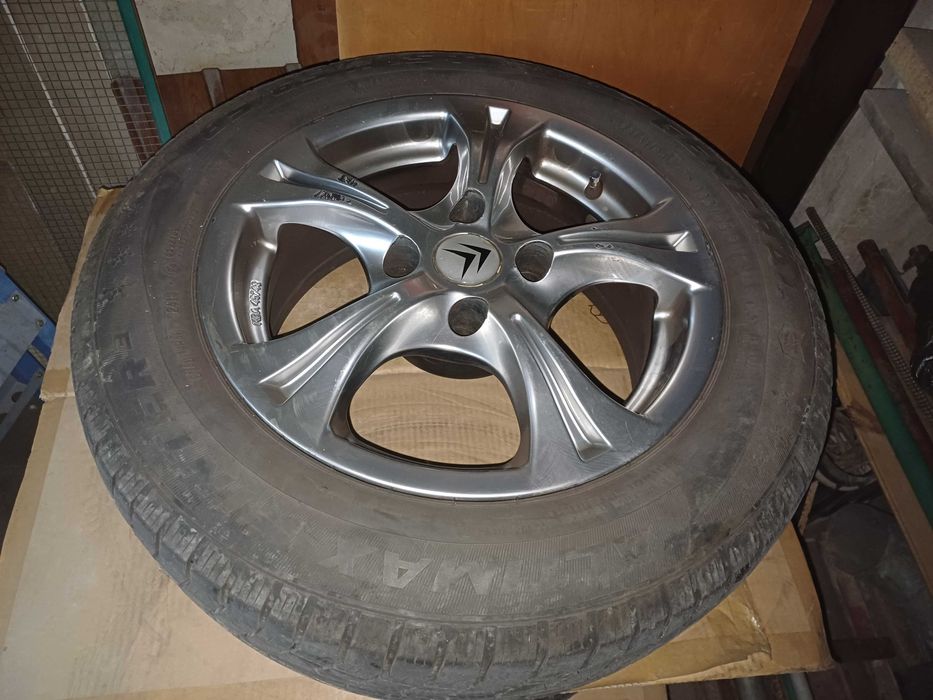 Alufelgi z oponami koła 15" 4x108 Alutec