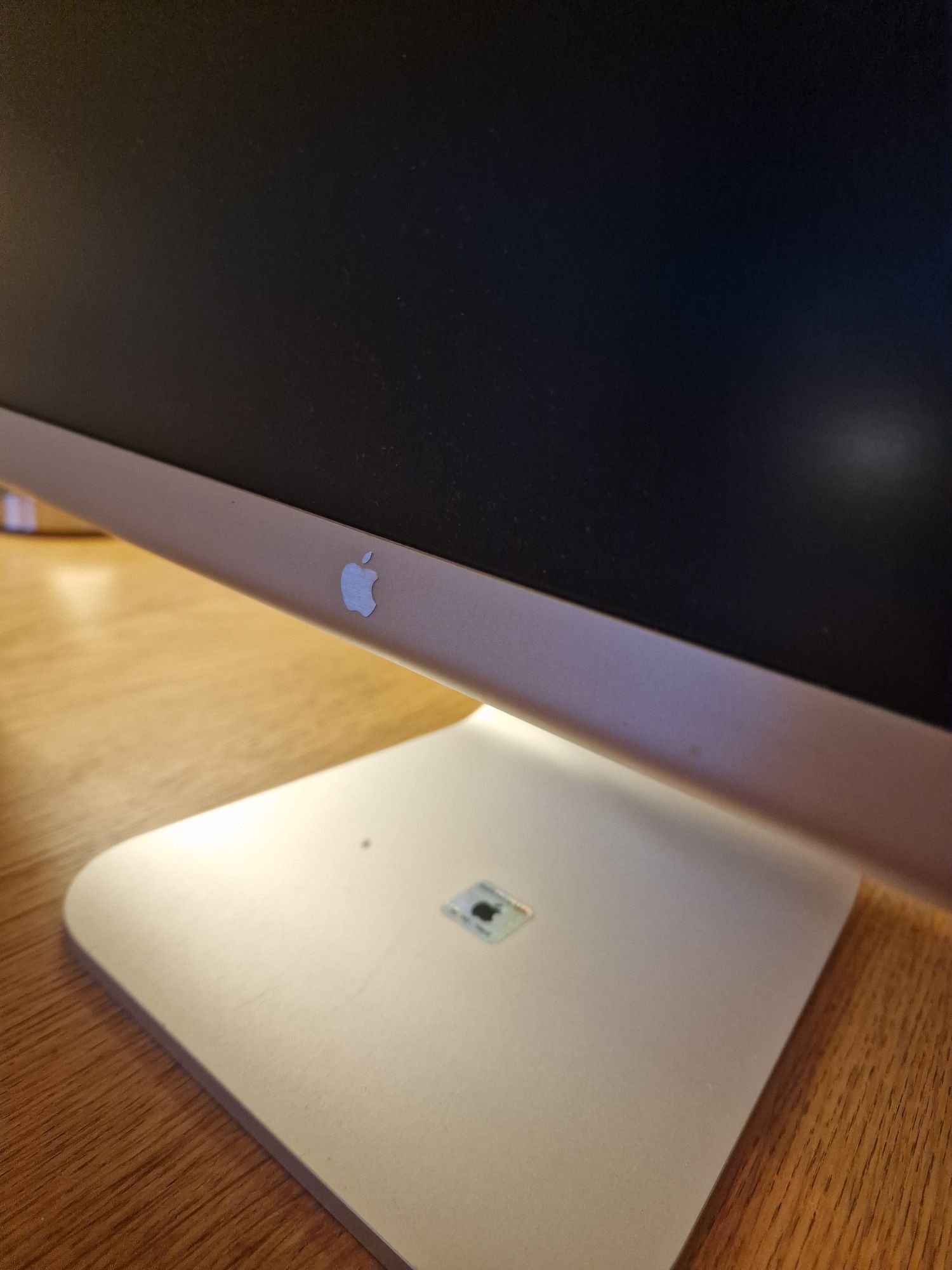 Monitor Apple Cinema Display HD