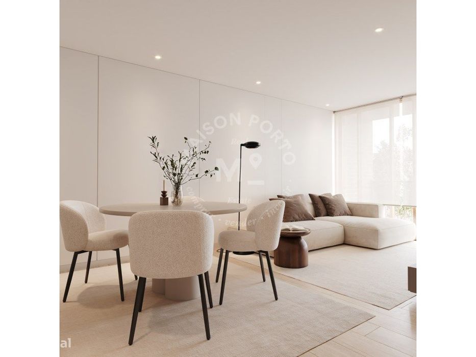 Apartamento T1 com Varanda e Lugar de Estacionamento em Vilar do Pa...