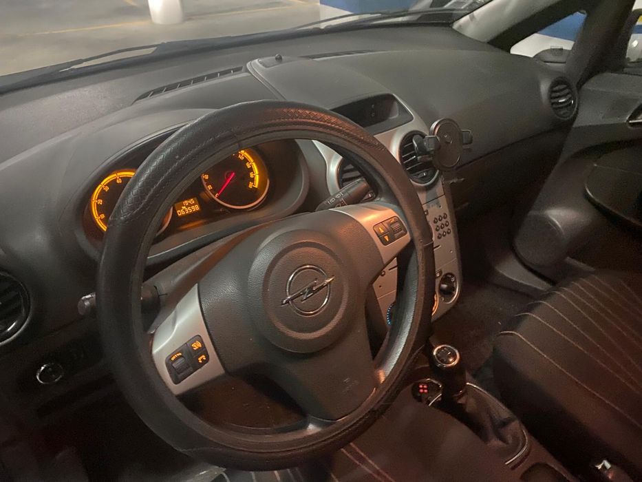 Opel corsa 1200 gasolina