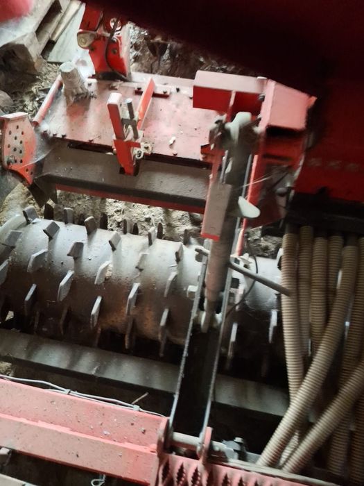 Siewnik pneumatyczny brona aktywna agregat roger falc 3m komputer