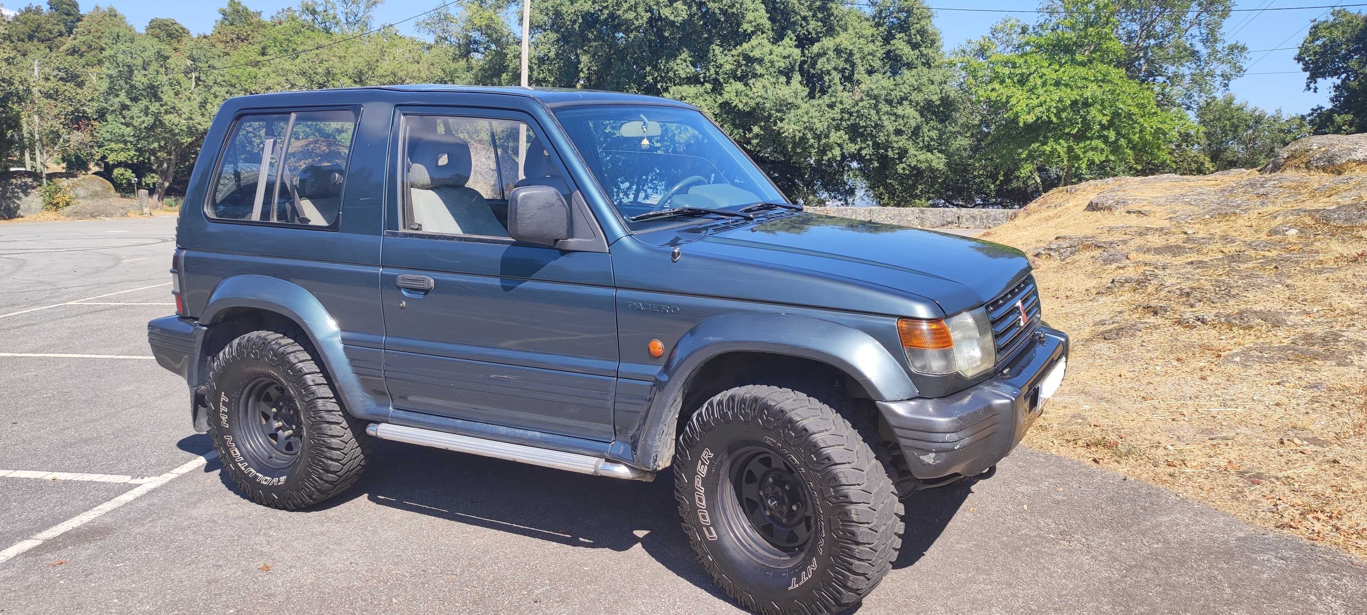 Mitsubishi Pajero GLS (V24) – 2.5 TD 4WD