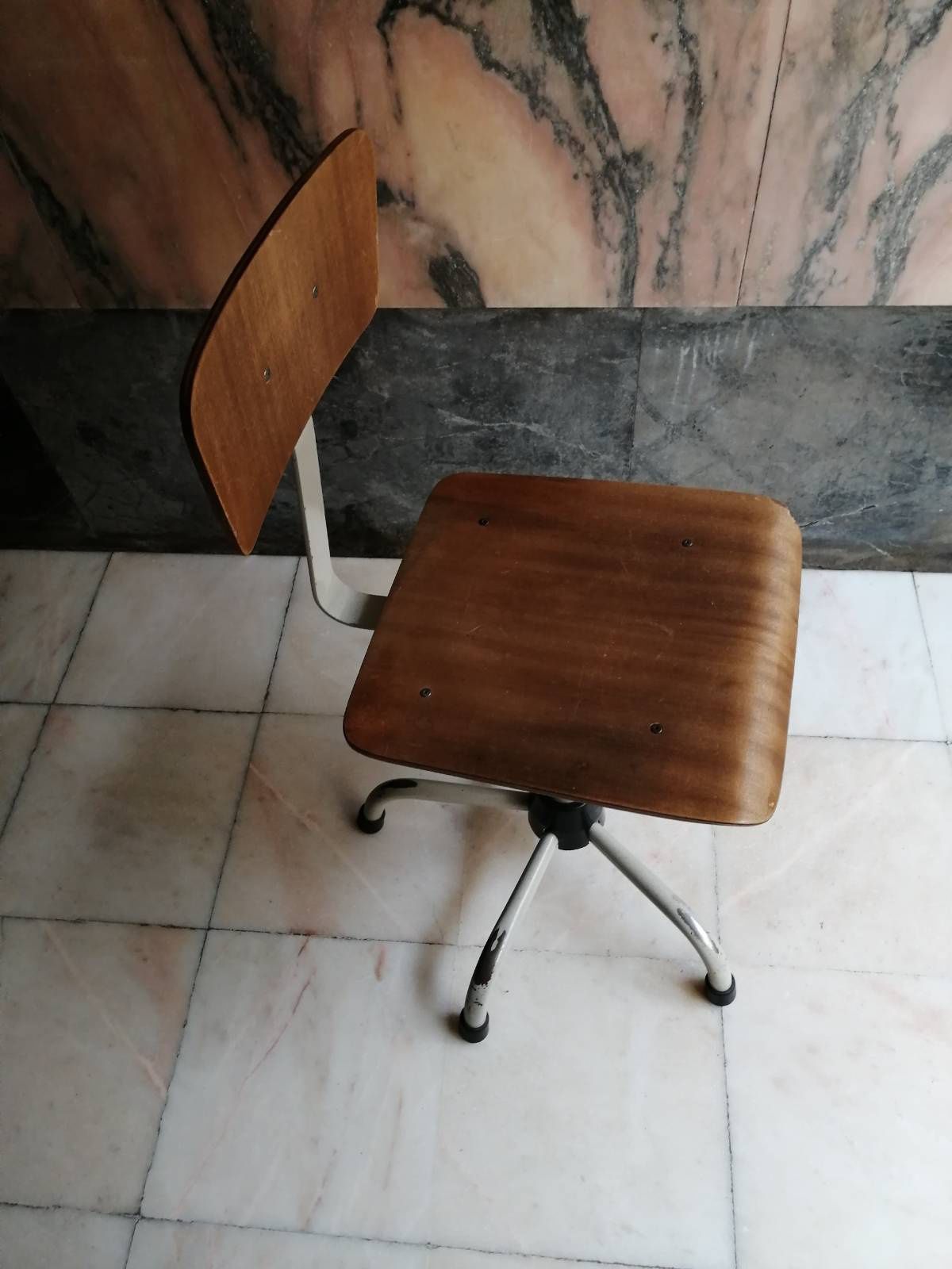 Cadeira vintage design industrial
