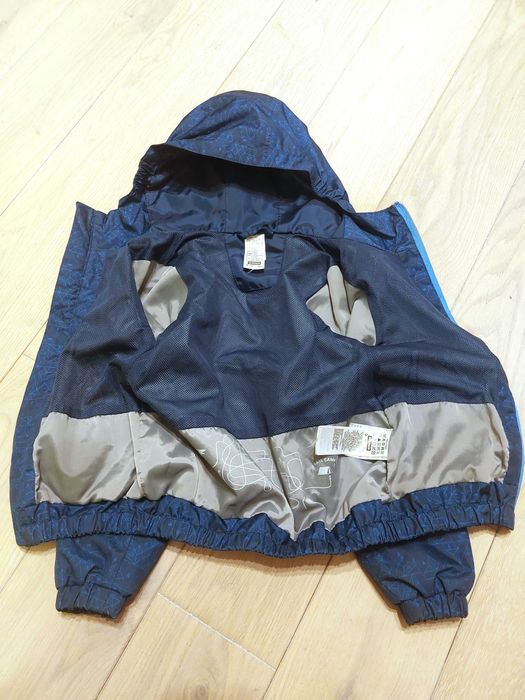 Kurtka turystyczna wiatrówka Quechua wodoodporna 96-104 (3-4lata)