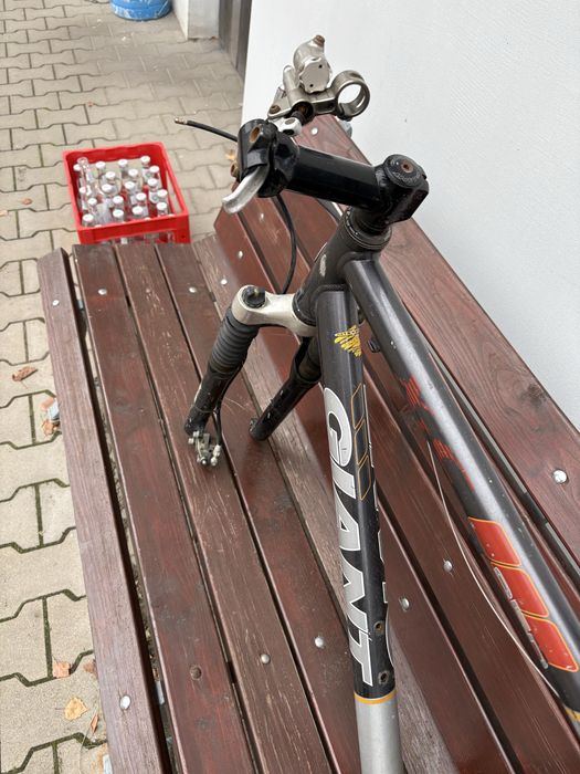 Rama 26 Giant XC850 amortyzator mostek hak