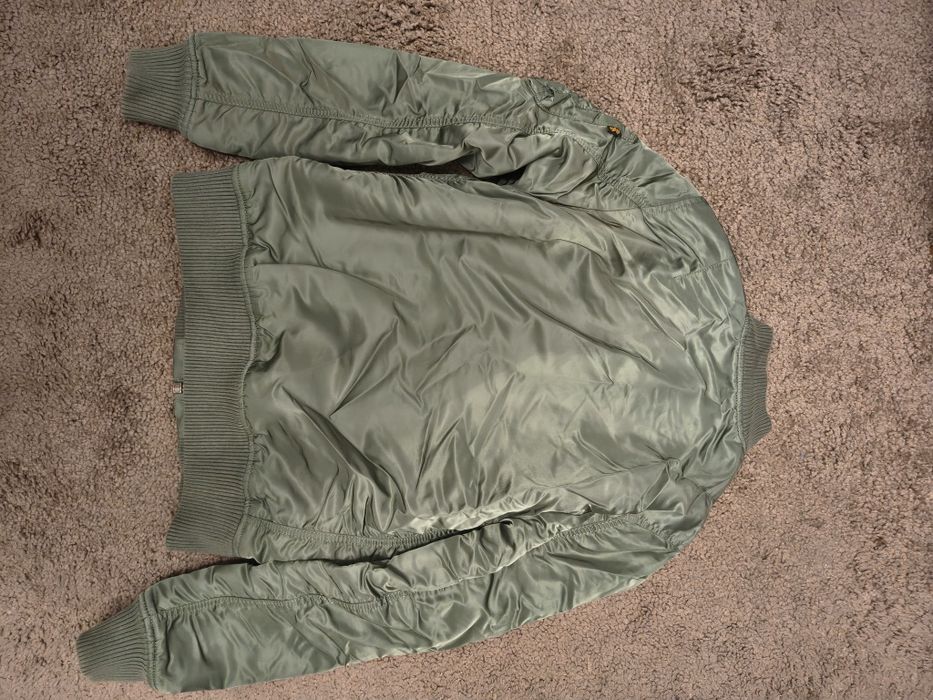 Alpha Industries kurtka bomberka