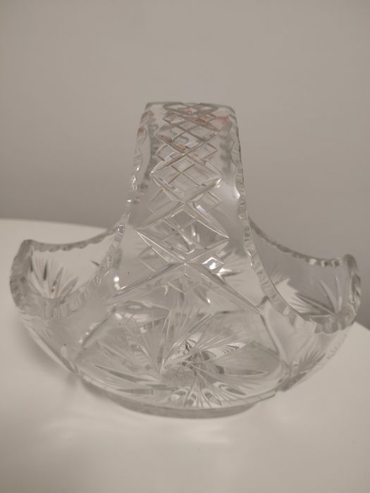 Kryształowy koszyczek kryształ z czasów PRL