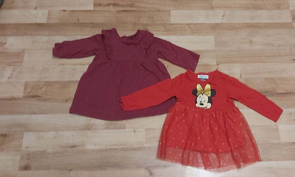 Sukienki świąteczne rozm 74