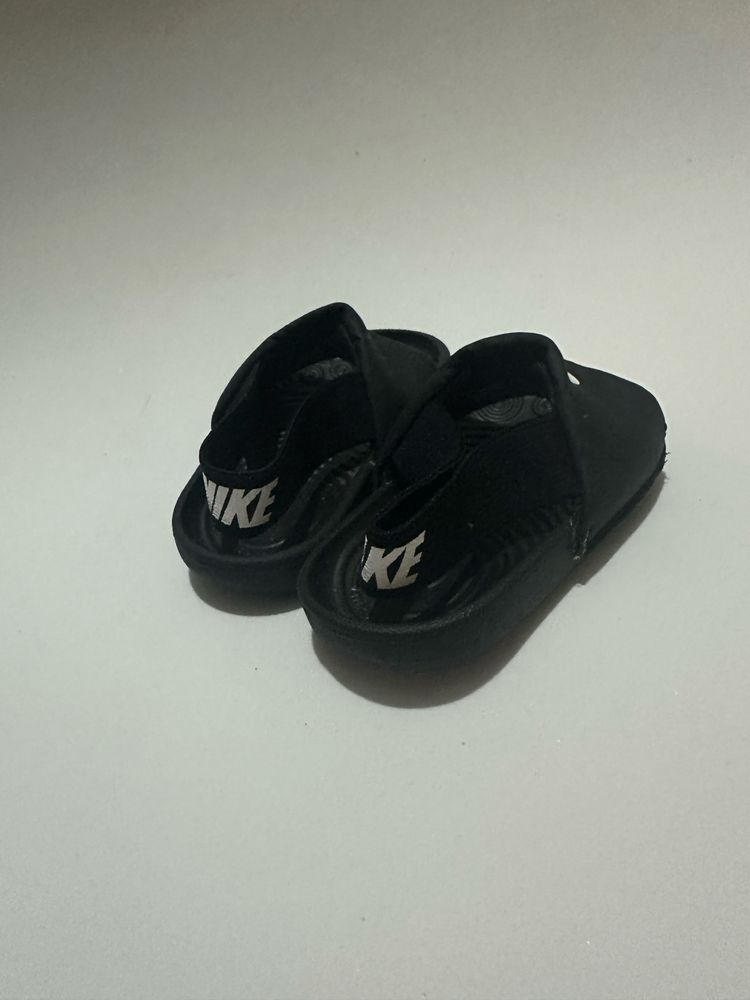 Chinelos da Nike