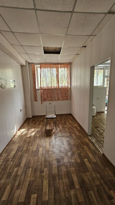 Помещение с отдельным входом около 50 м/кв. От Собственника