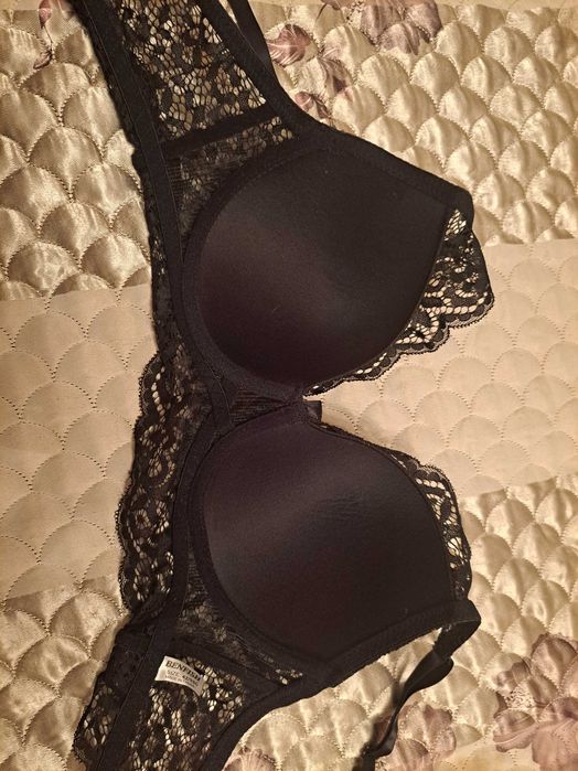 Чорний мереживний бюстгалтер 95/С