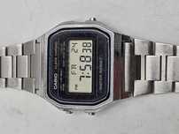 Casio A158W zegarek elektroniczny z bransoletą