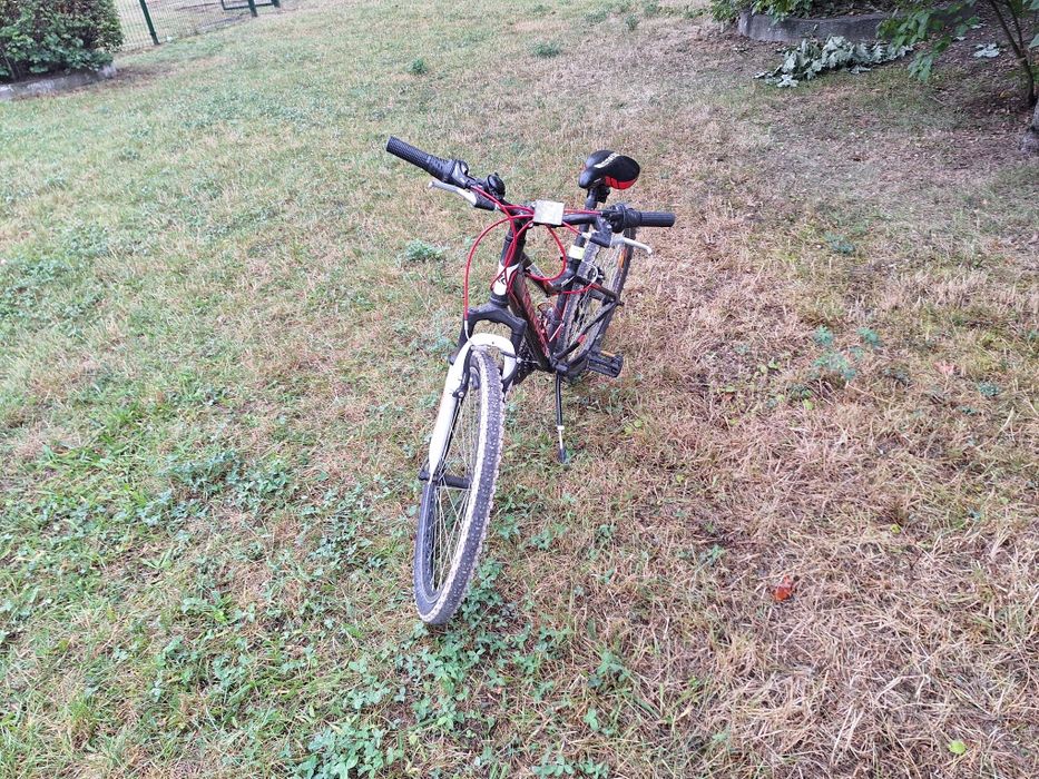 Kross hexagon replica junior 24cale. Czerwono-czarny stan BDB