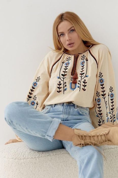 Жіночі вишиті сорочки, вишиванки.