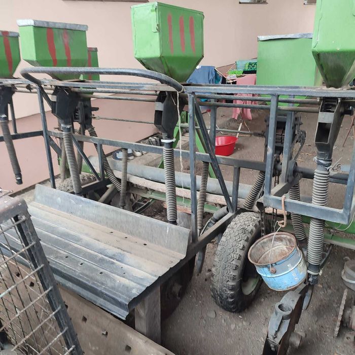 сівалка для кукурудзи