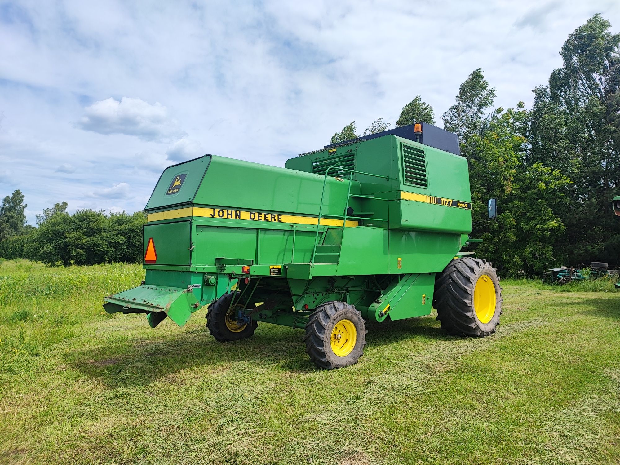 John deere 1177 Hydro 4.