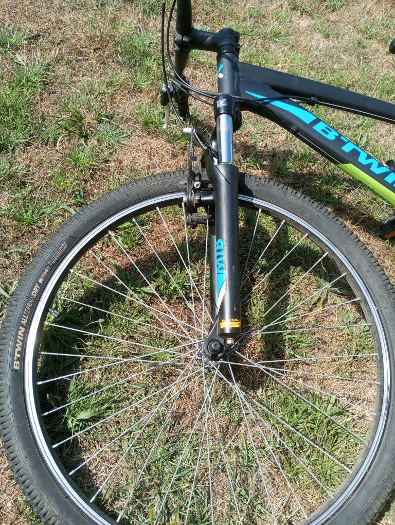 Bicicleta BTWIN como nova