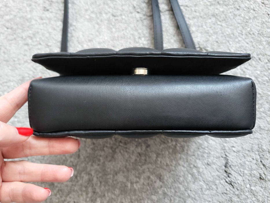 czarna pikowana torebka, HM