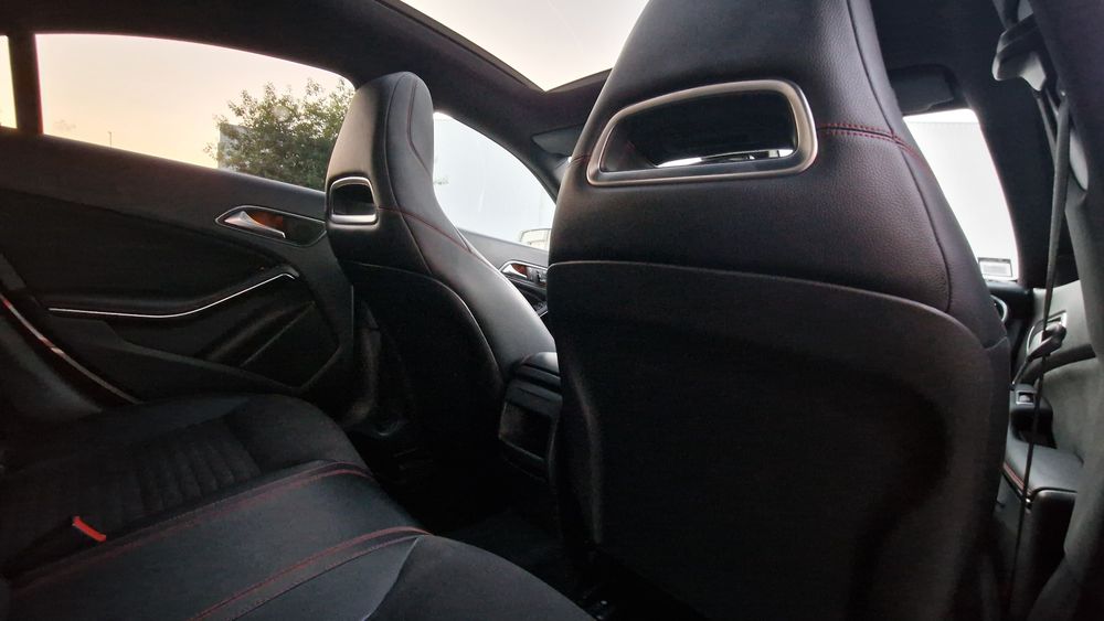 Mercedes-Benz Cla 220d Amg Line