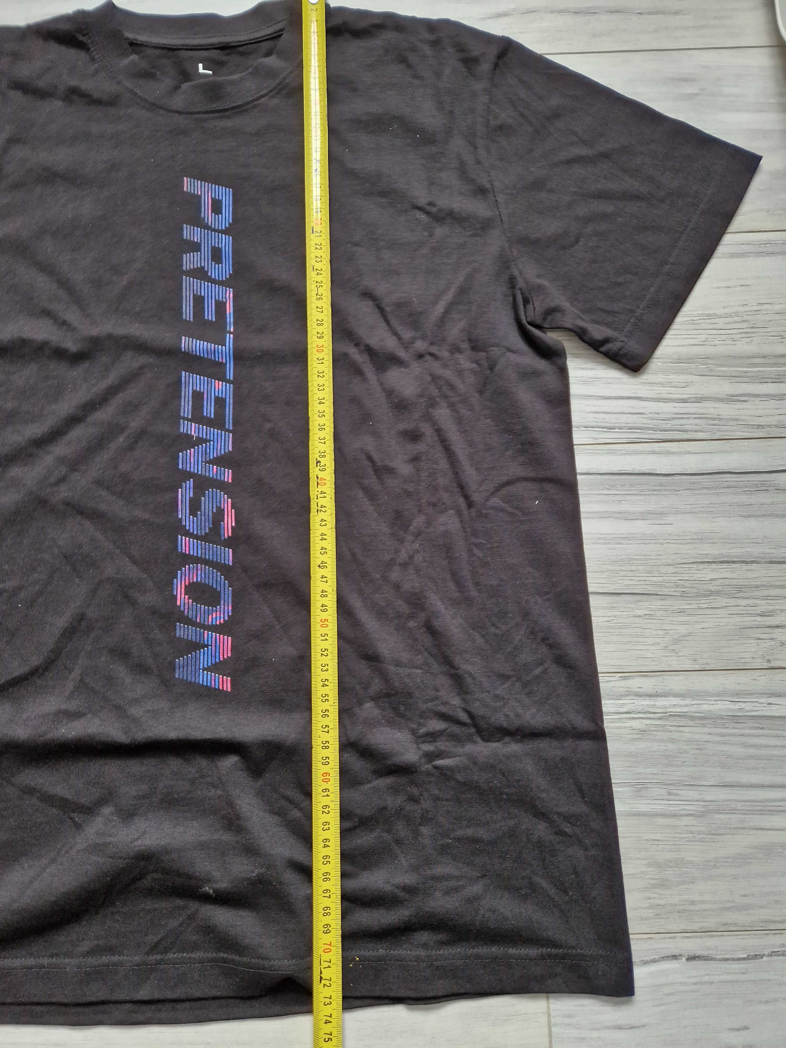 Męski t-shirt L nowy czarny PRETENSION modny super print