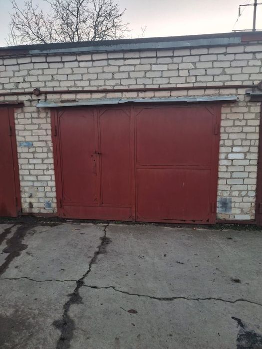 Продам гараж в с.Краснопавлівка