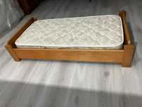 Cama criança com estrado e colchão