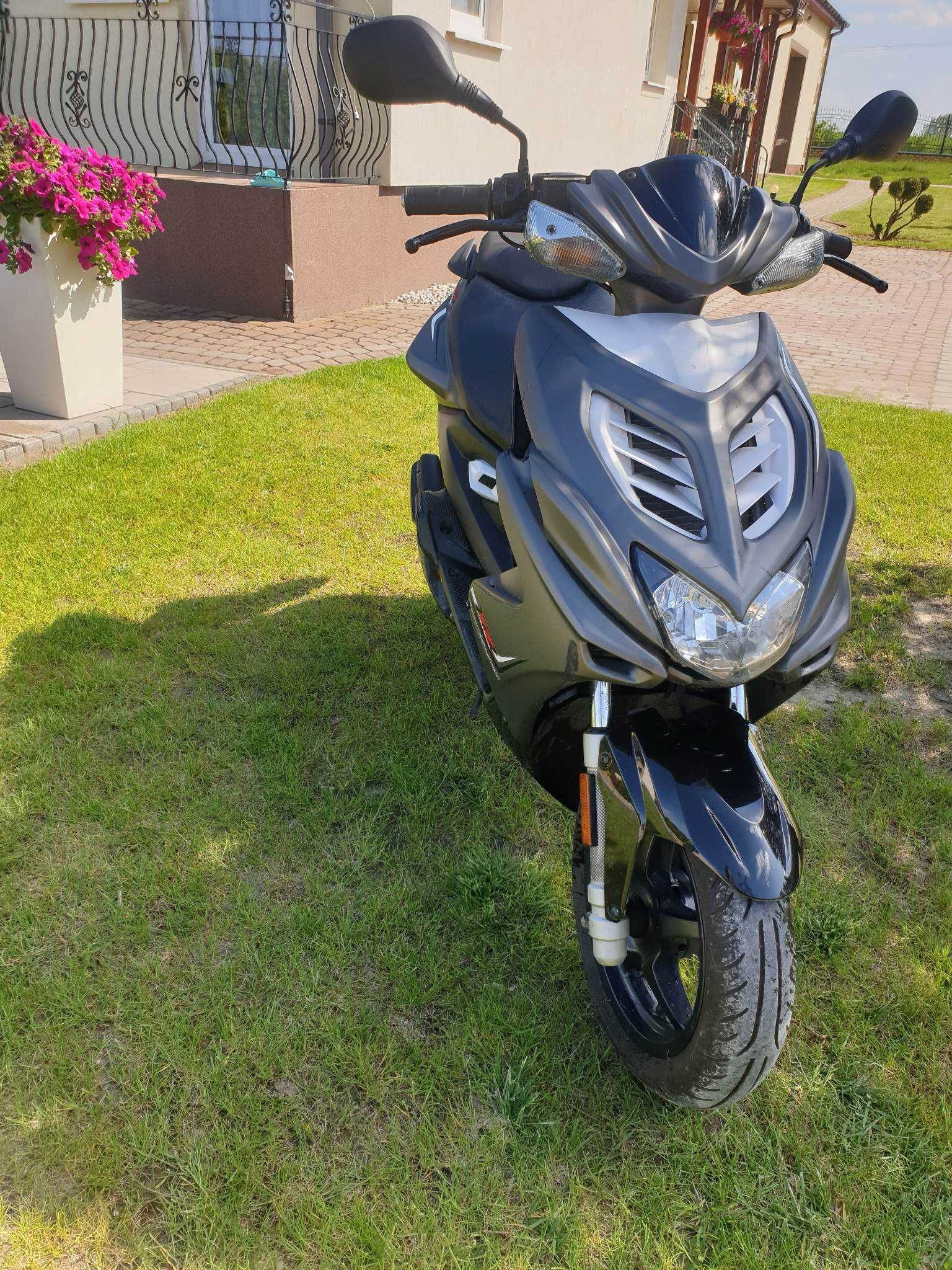 Skuter Yamaha Aerox 50