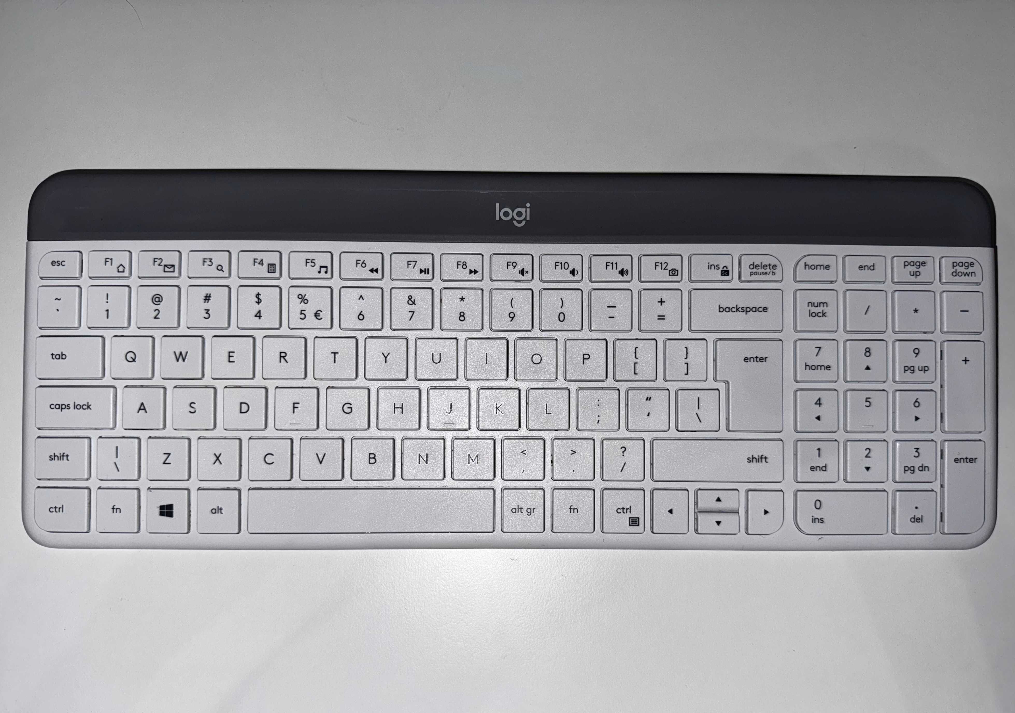 Logitech K470 Wireless