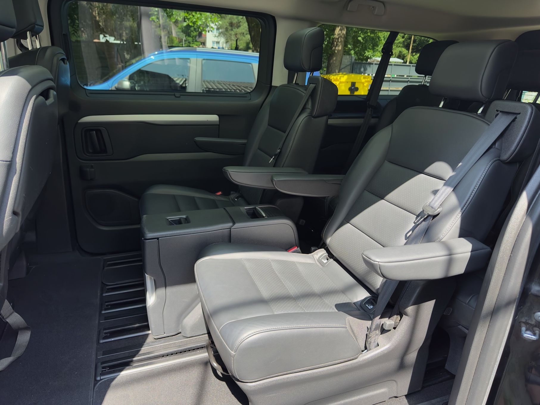 Toyota Proace Verso VIP LONG Jeden kierowca od nowości, webasto, lodówka, drugi komplt kół