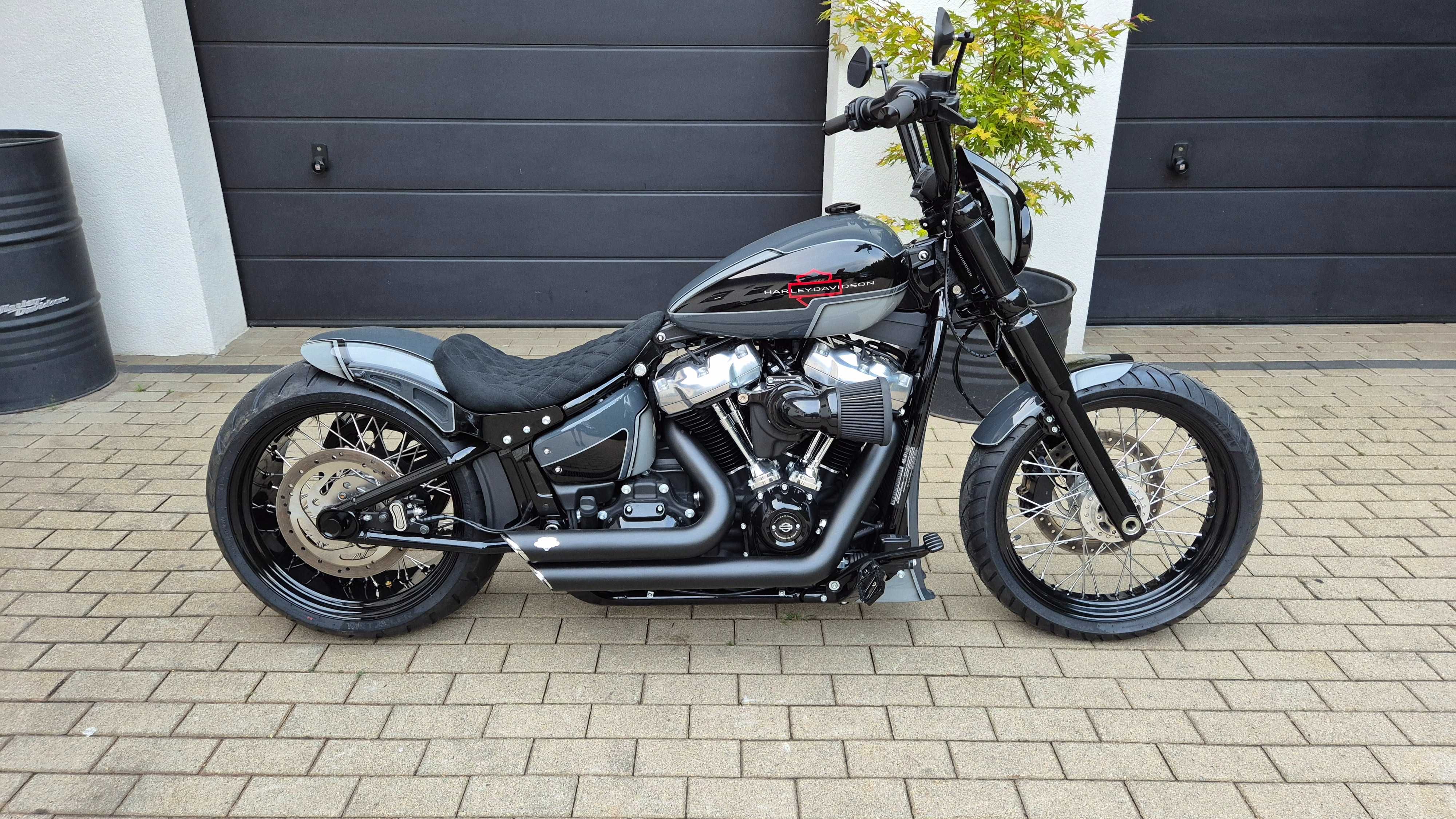 Harley Davidson FXST Softail Standard 2023r 3581 km ABS