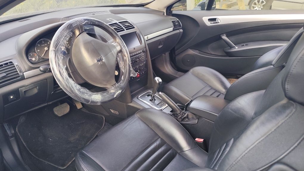 Peugeot 407 Coupé 2.7 V6 Automático – 2006 (motor avariado)
