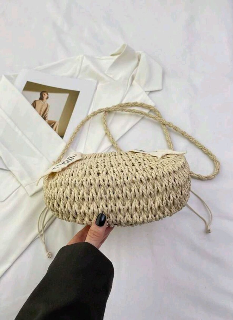 Słomkowa pleciona torebka torba koszyk boho na lato wakacje
Zamykana n
