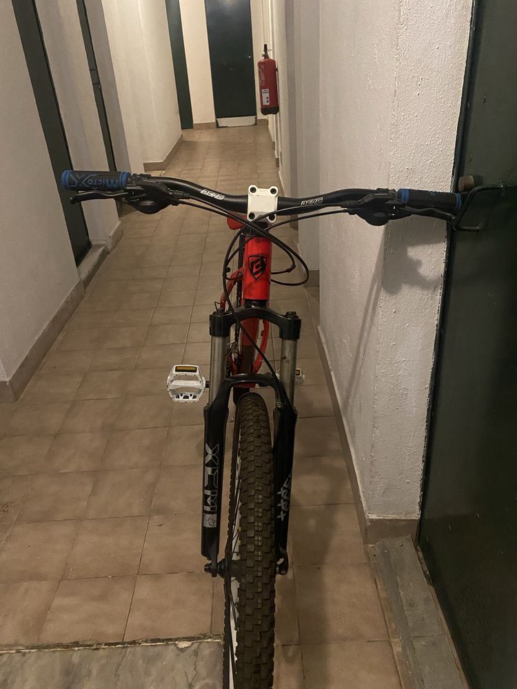Bicicleta Berg Stuka