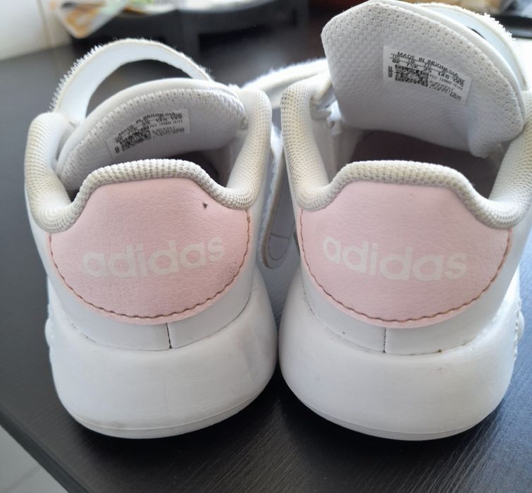 Tenis adidas criança