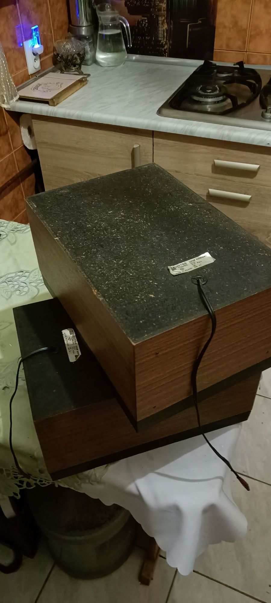 Dwa głośniki unitra --ZG 10 10 Wat /8 Ohm
--ZG 10 10 Wat /8 Ohm
--ZG 1