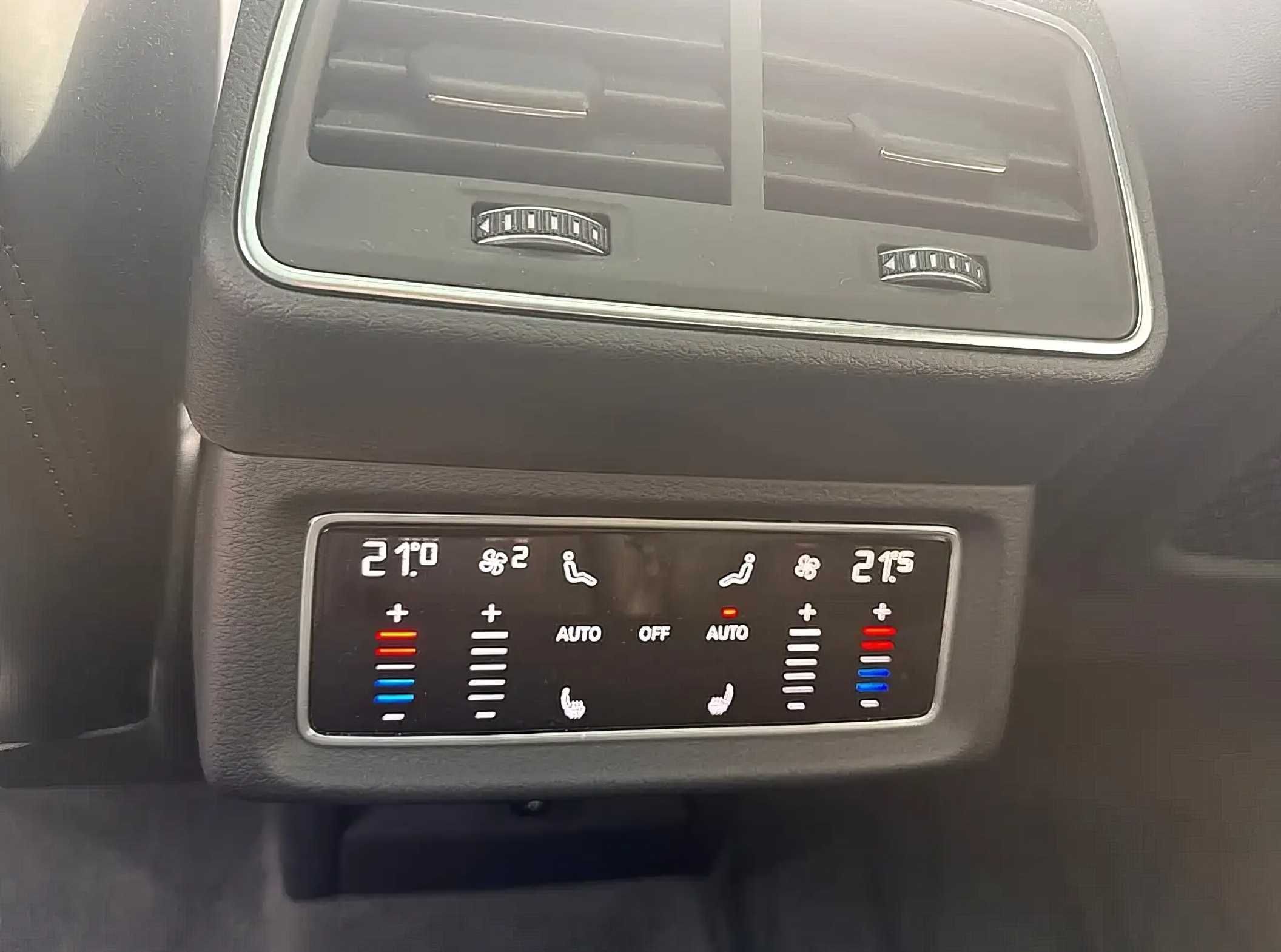 Audi e-tron 2023