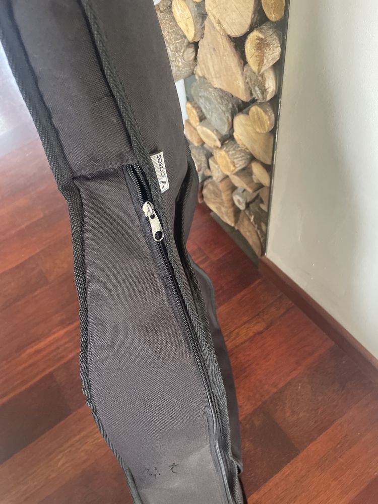 Pokrowiec na gitarę