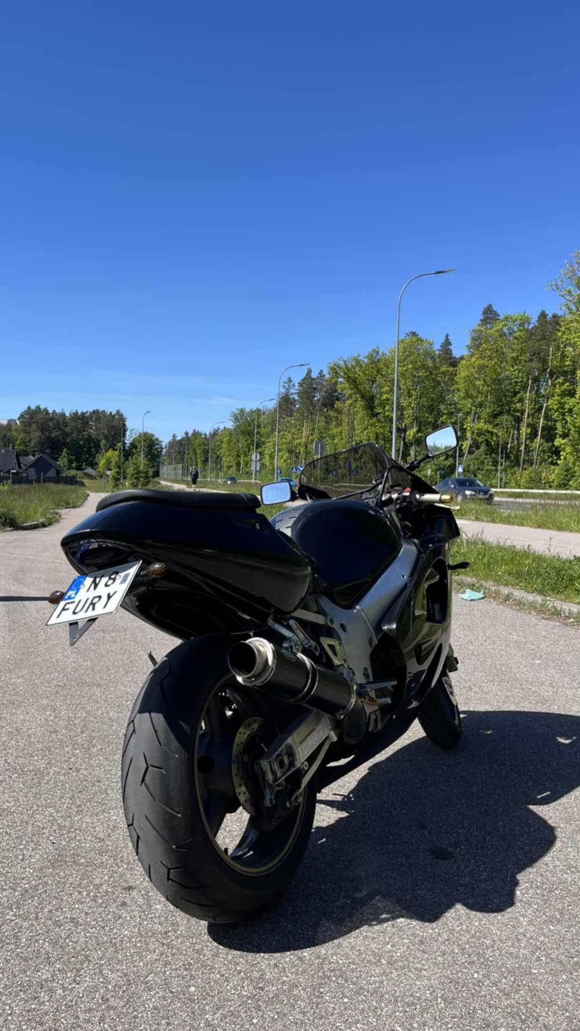 Suzuki gsxr 600 SRAD