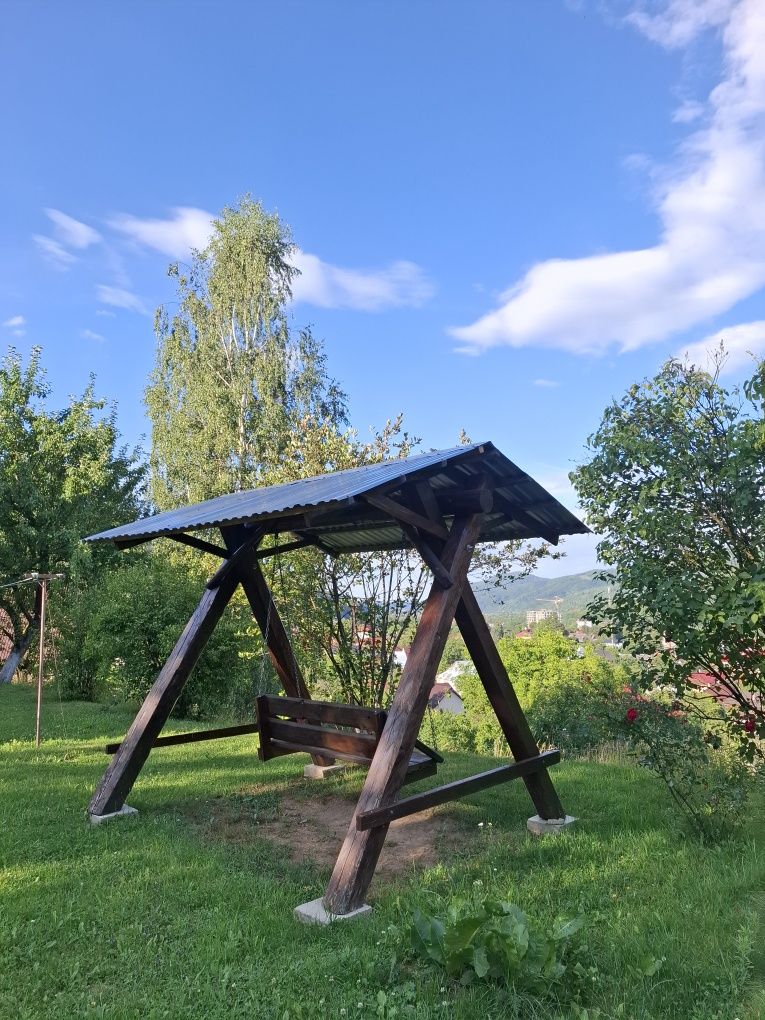 У Миколайчуків - кімнати для відпочинку в Яремчі