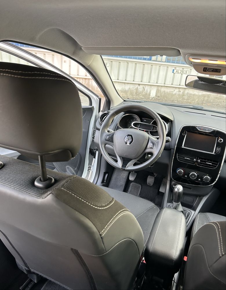 Renault Clio IV 1.5 dCi 90cv • 2014 • 150.000 km