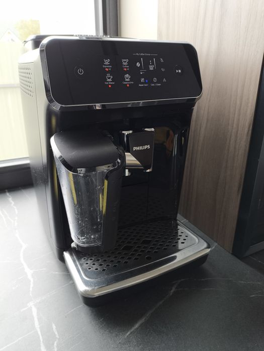Кавоварка Philips LateGo, кавомашина EP2231